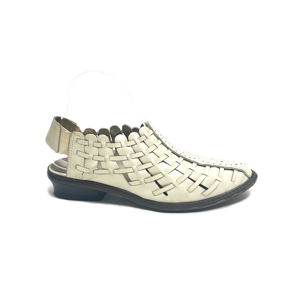 Vintage 1980s white leather woven heeled slingback sandals